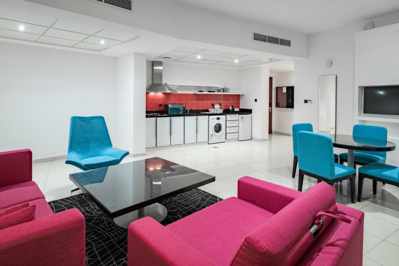 Radisson Hotel & Apartments Dammam Industrial City Exterior foto